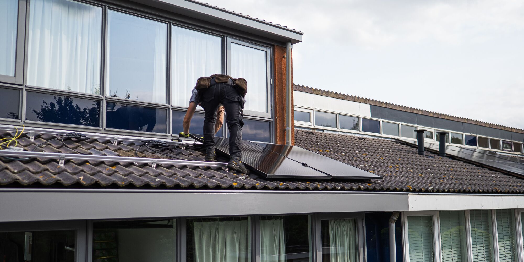 Huiseigenaren stellen verduurzaming uit door onzekerheid en stijgende kosten