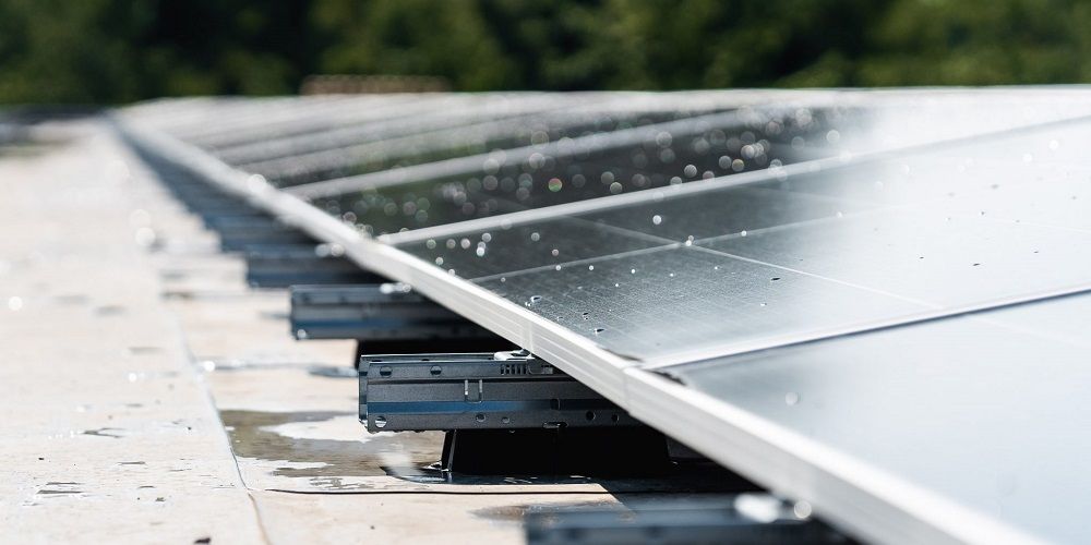 Milieu Centraal: 'Zonnepanelen in een jaar tijd een derde goedkoper'