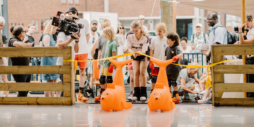 Schaatsen in de zon; kunstproject toont mogelijkheden van overtollige zonne-energie