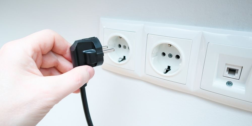 Plug-in thuisbatterijen: gemakkelijke besparing op de energierekening of risicovolle innovatie?