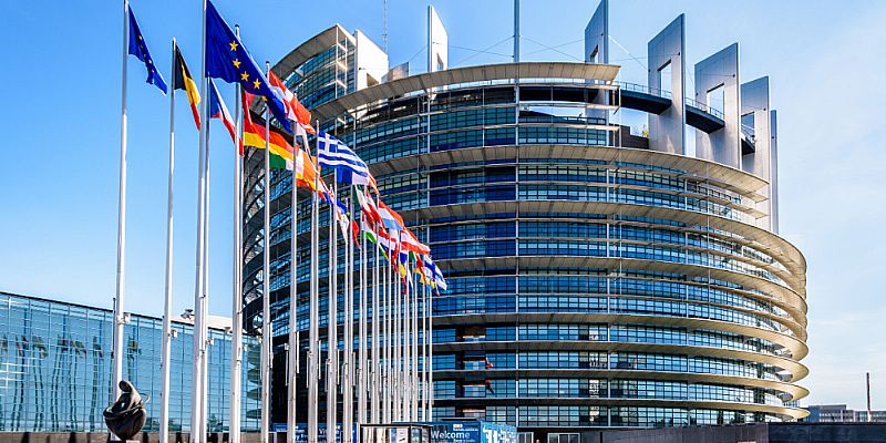 Nederland op vingers getikt door EU wegens niet omzetten van regels energiedelen in nationale wetgeving