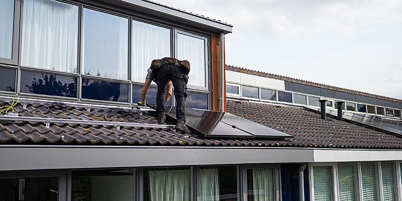 Huiseigenaren stellen verduurzaming uit door onzekerheid en stijgende kosten