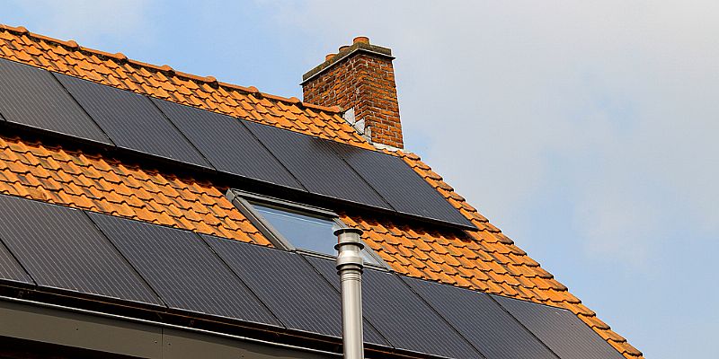 Berenschot: zonnepanelen kunnen netkosten met tijdsafhankelijk tarief tot 28 procent verlagen