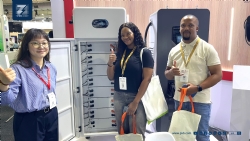 PVB presenteerde geavanceerde energieopslagoplossingen op Solar & Storage Live Africa 2026