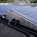 Esdec vernieuwt montagesysteem FlatFix Fusion voor zonnepanelen op platte daken