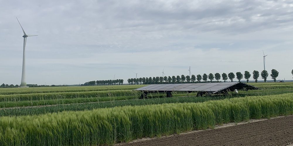 H2arvester plaatst zonnepanelen op wielen  voor agri solar