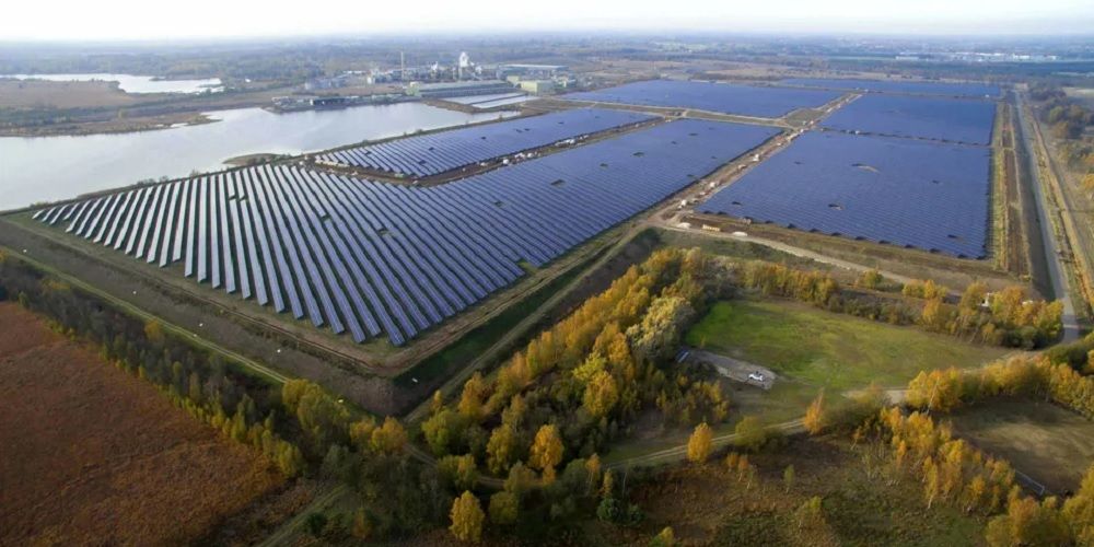 Wat gaan de Europese en Nederlandse industrieplannen betekenen voor de zonne-energiesector?
