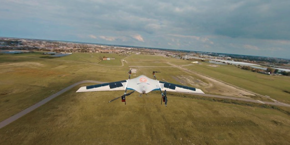 Nederlandse drone maakt testvlucht met zonnecellen