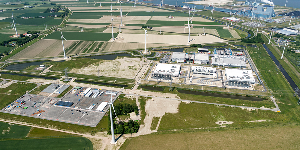 RWE gaat eerste groene waterstoffabriek in Eemshaven bouwen