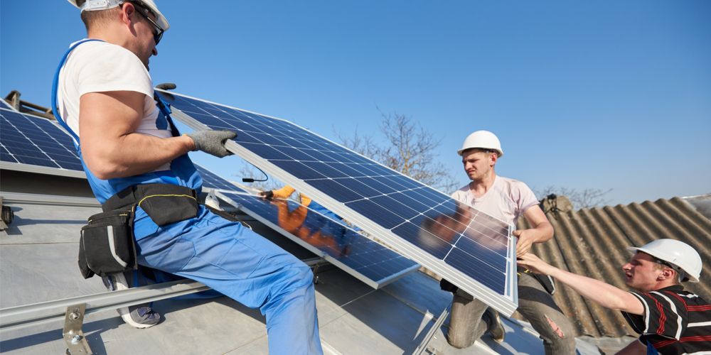 Wat verdient een zonnepaneelinstallateur?
