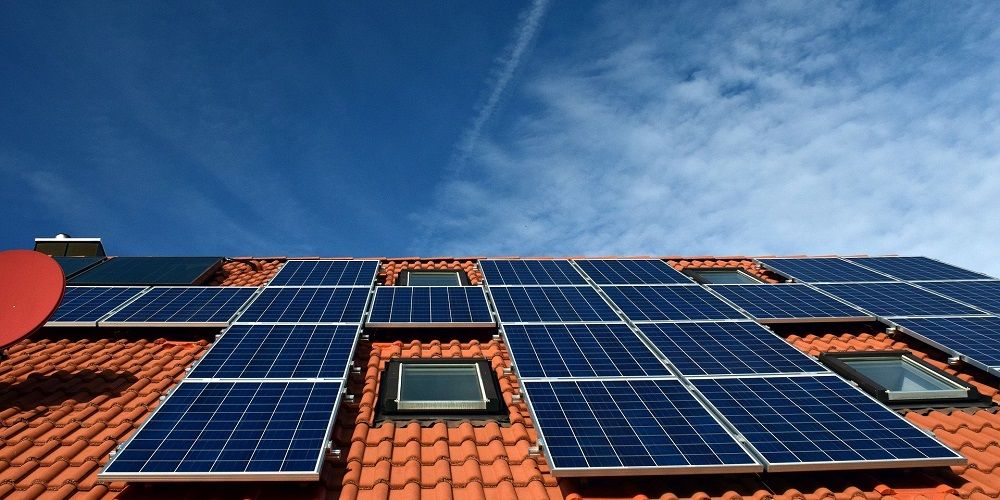 Otovo gaat abonnementen voor zonnepanelen en batterijen aanbieden in België