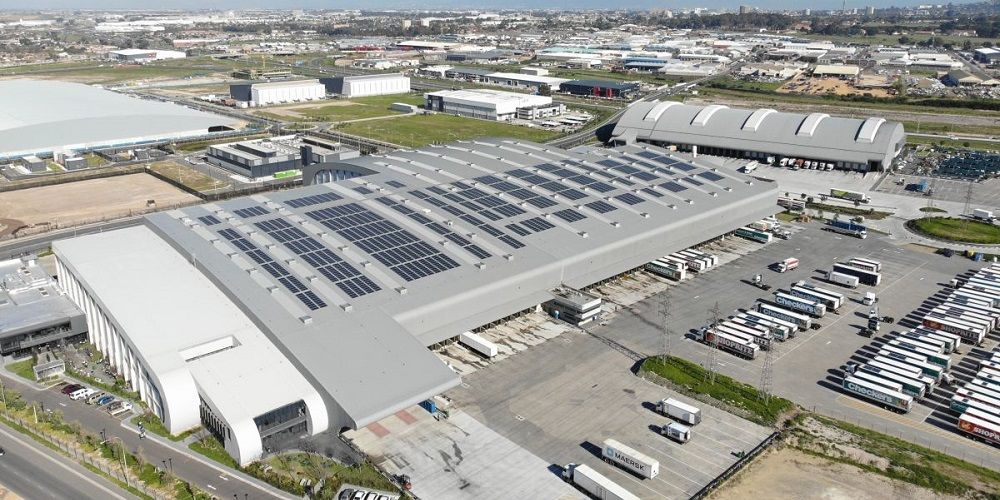 Hoe krijgt gemeente PV op bedrijfsdaken?