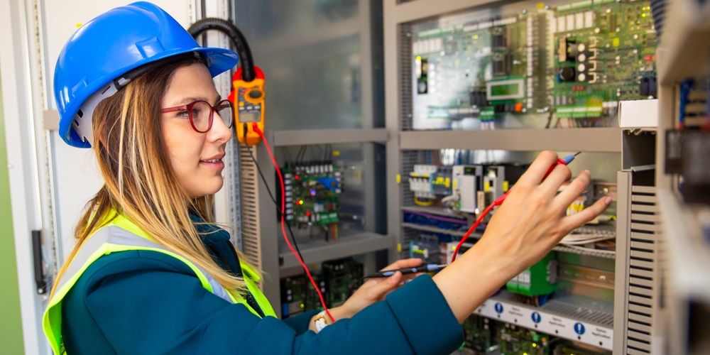 De oplossing voor het tekort aan vakmensen ligt bij vrouwen