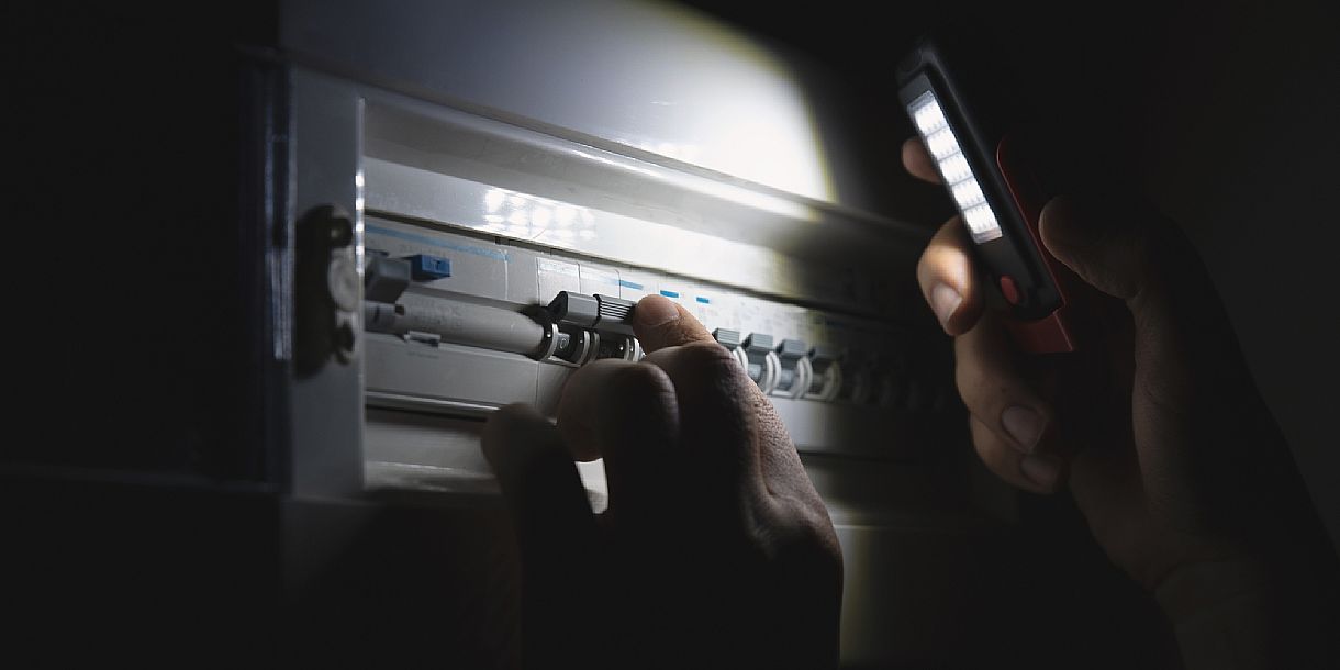 Wat als de stroom uitvalt? Waarom niet elke thuisbatterij noodstroom levert