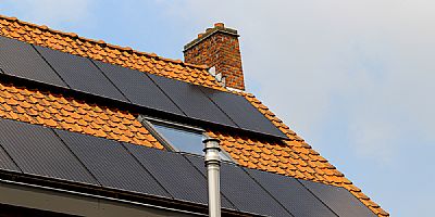 Helft zonnepaneelbezitters stapt over naar dynamisch energiecontract na vervallen salderingsregeling